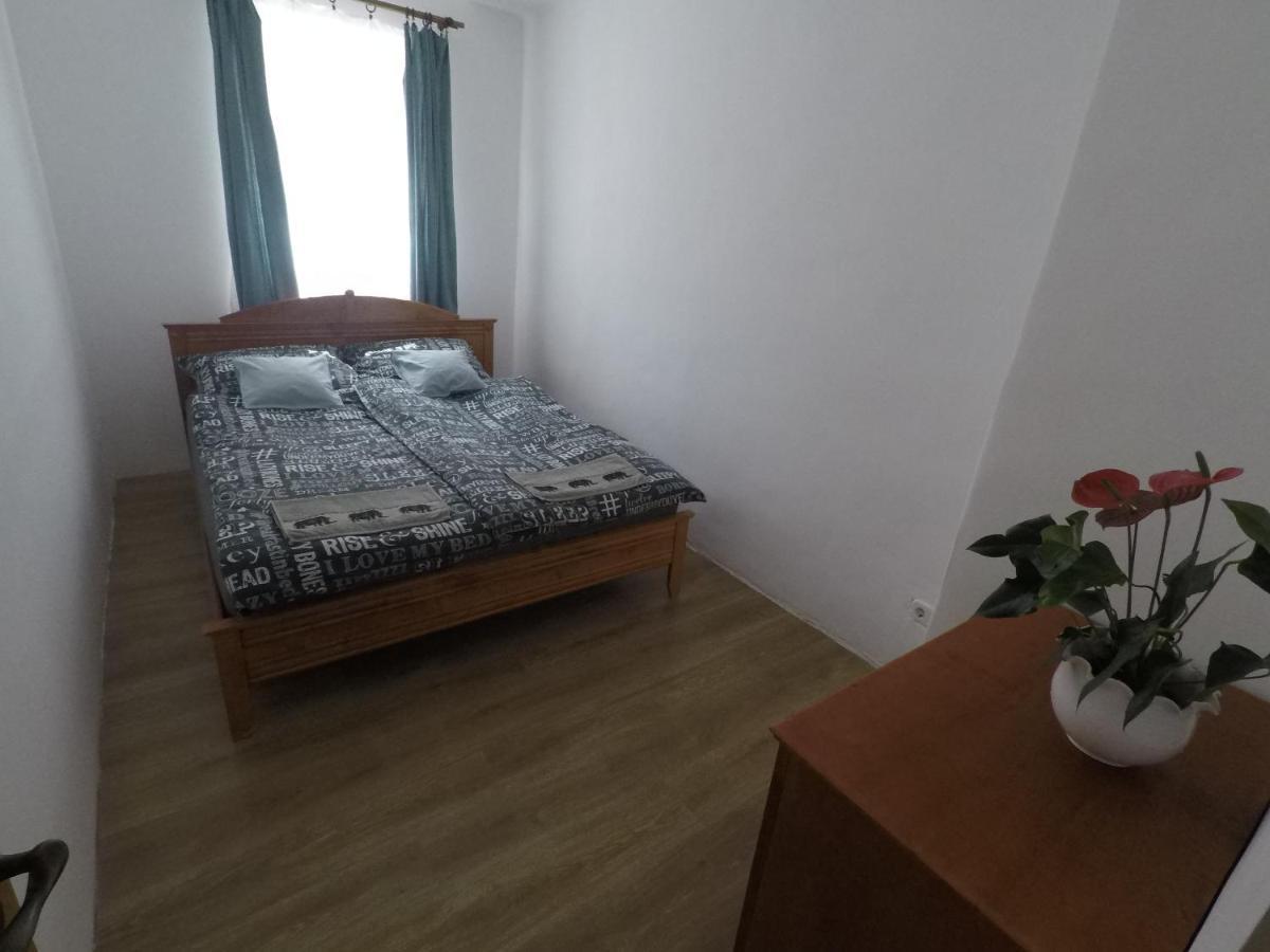Apartamento Balcsi1 Balatonfůzfő Exterior foto